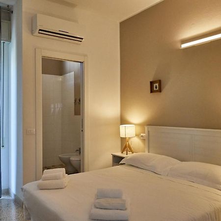 Hotel Spring Rimini Exterior foto