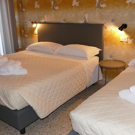 Hotel Spring Rimini Exterior foto
