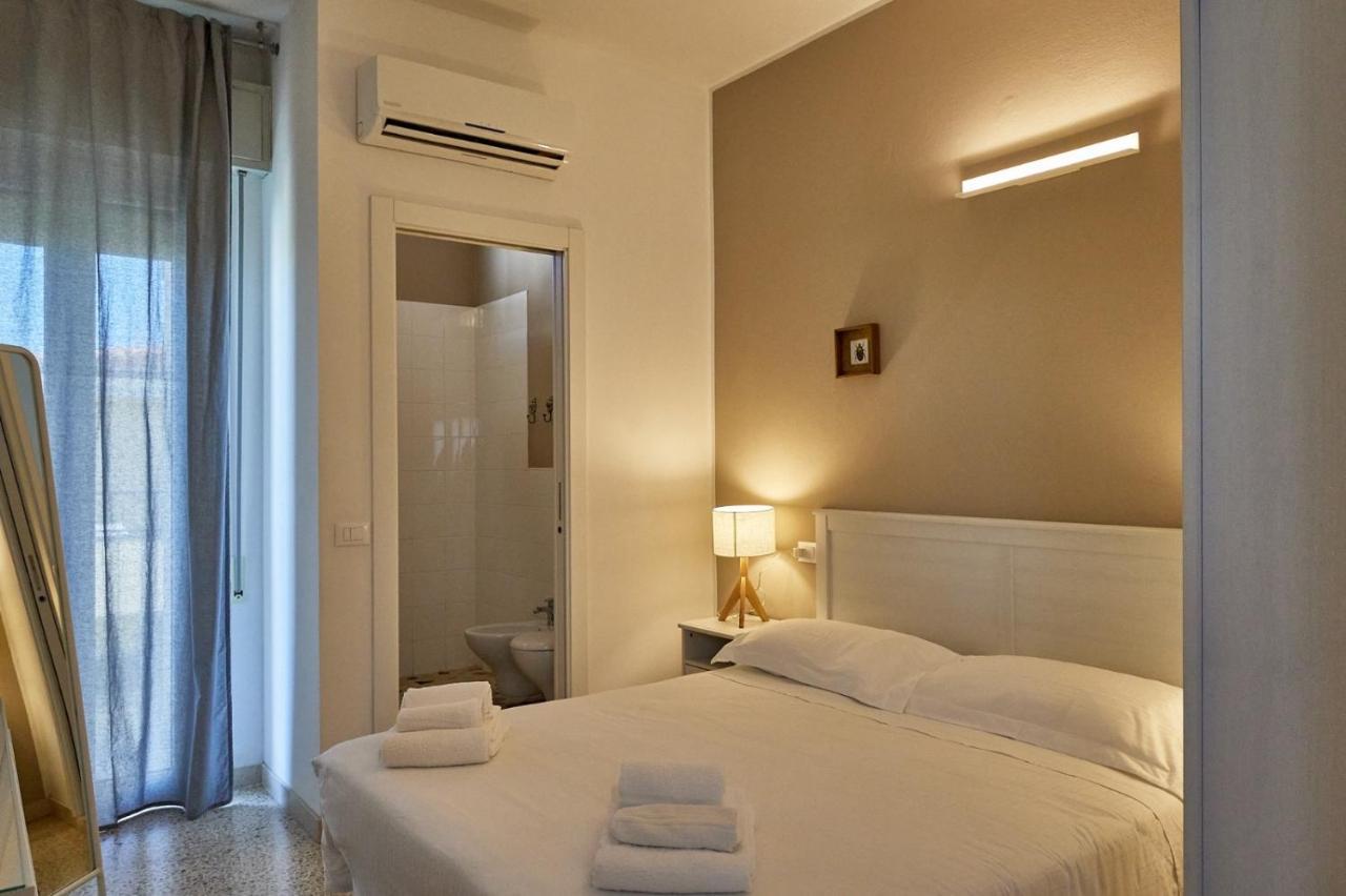 Hotel Spring Rimini Exterior foto