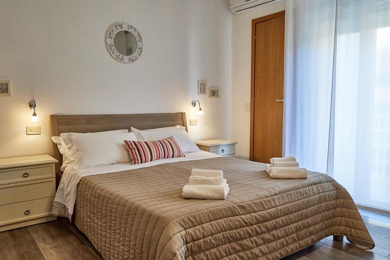 Hotel Spring Rimini Exterior foto