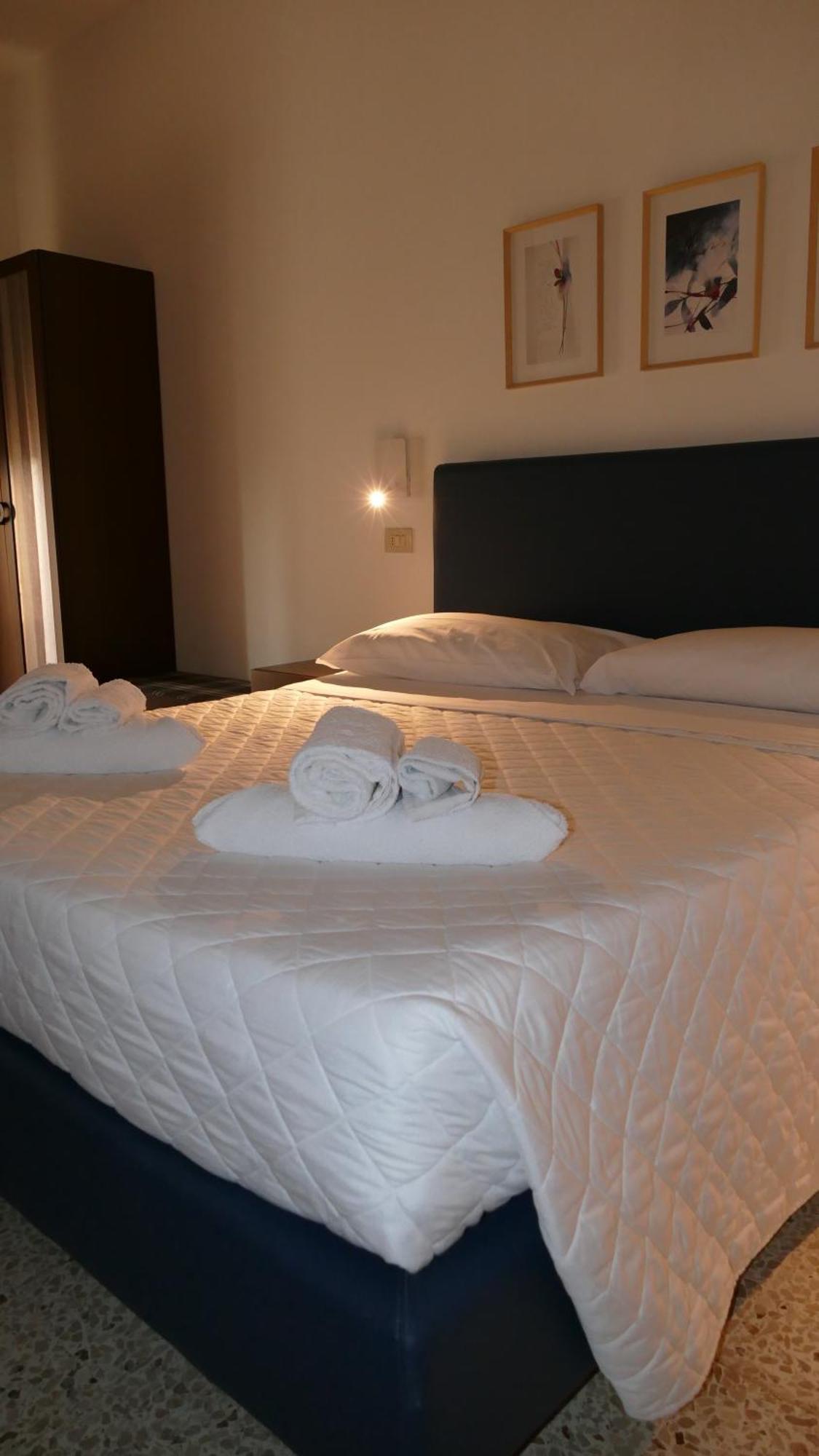 Hotel Spring Rimini Exterior foto