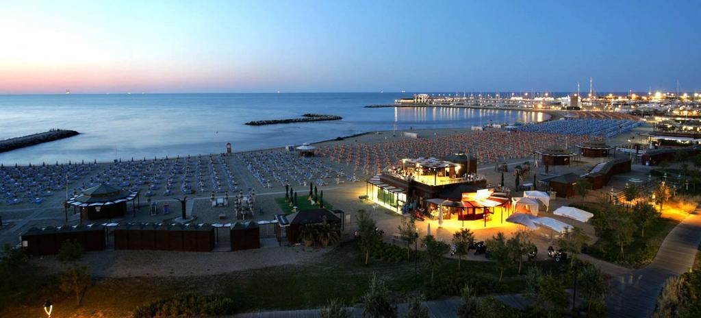Hotel Spring Rimini Exterior foto