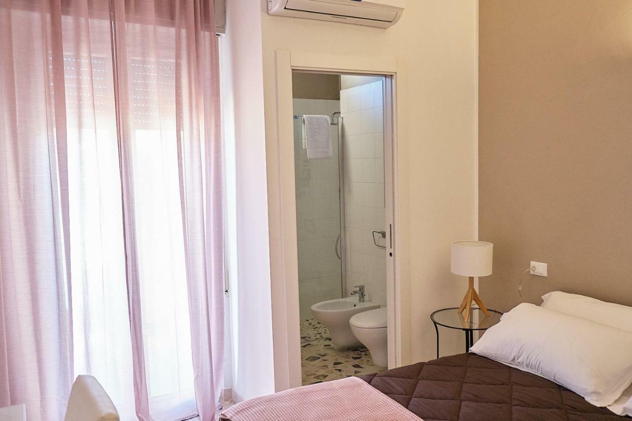 Hotel Spring Rimini Exterior foto